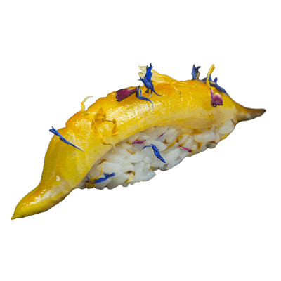 Yellowtail sushi, saffron & flowers